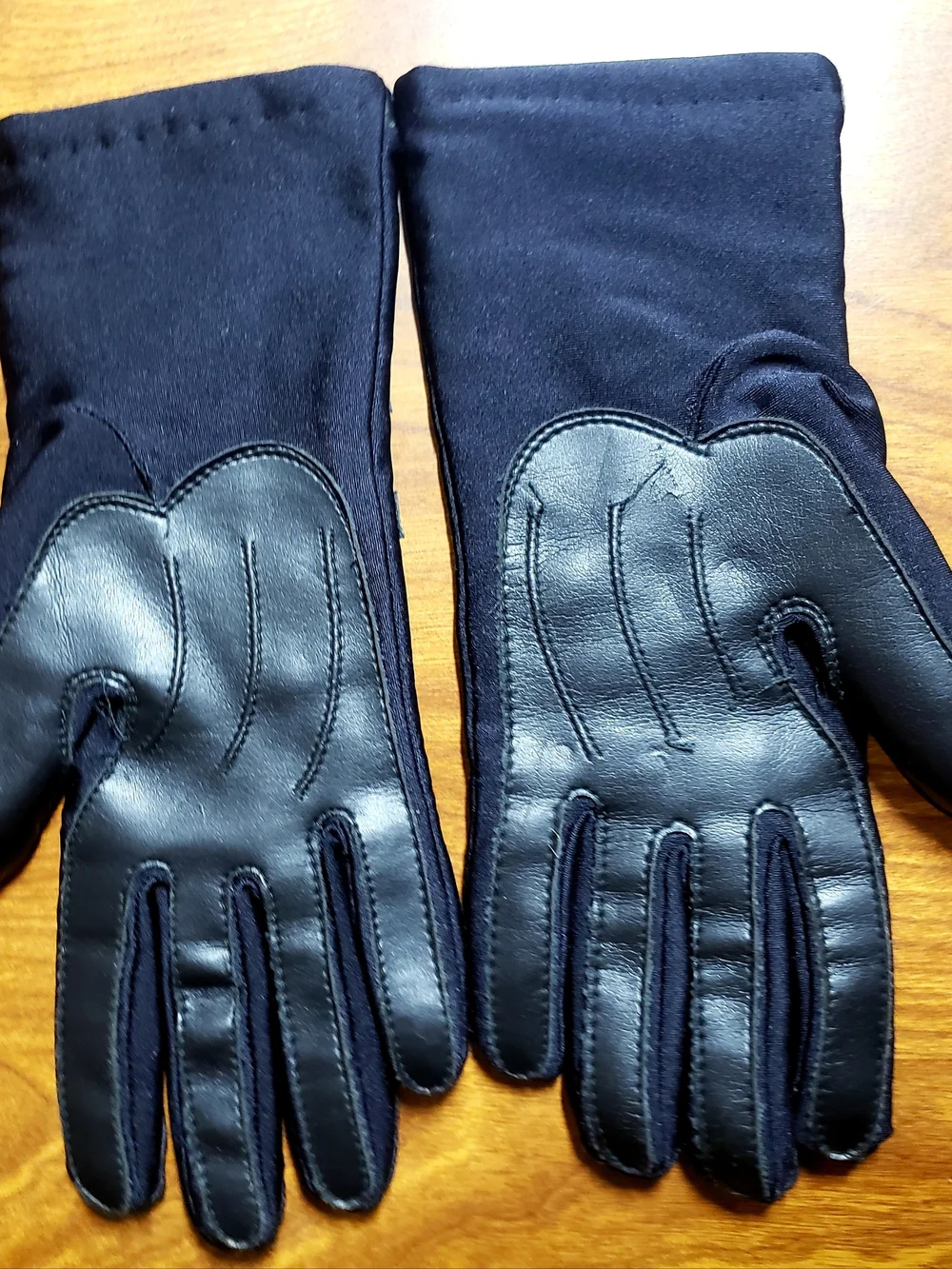 Women's Black Dress Gloves with Subtle Faux-Leather Trim - Picture 2 of 4